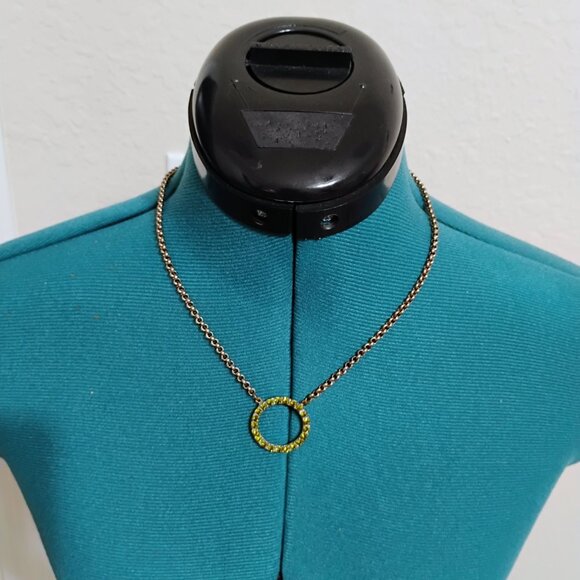 Sabika Jewelry Circle Necklace Swarovski Crystals Green - Picture 3 of 4